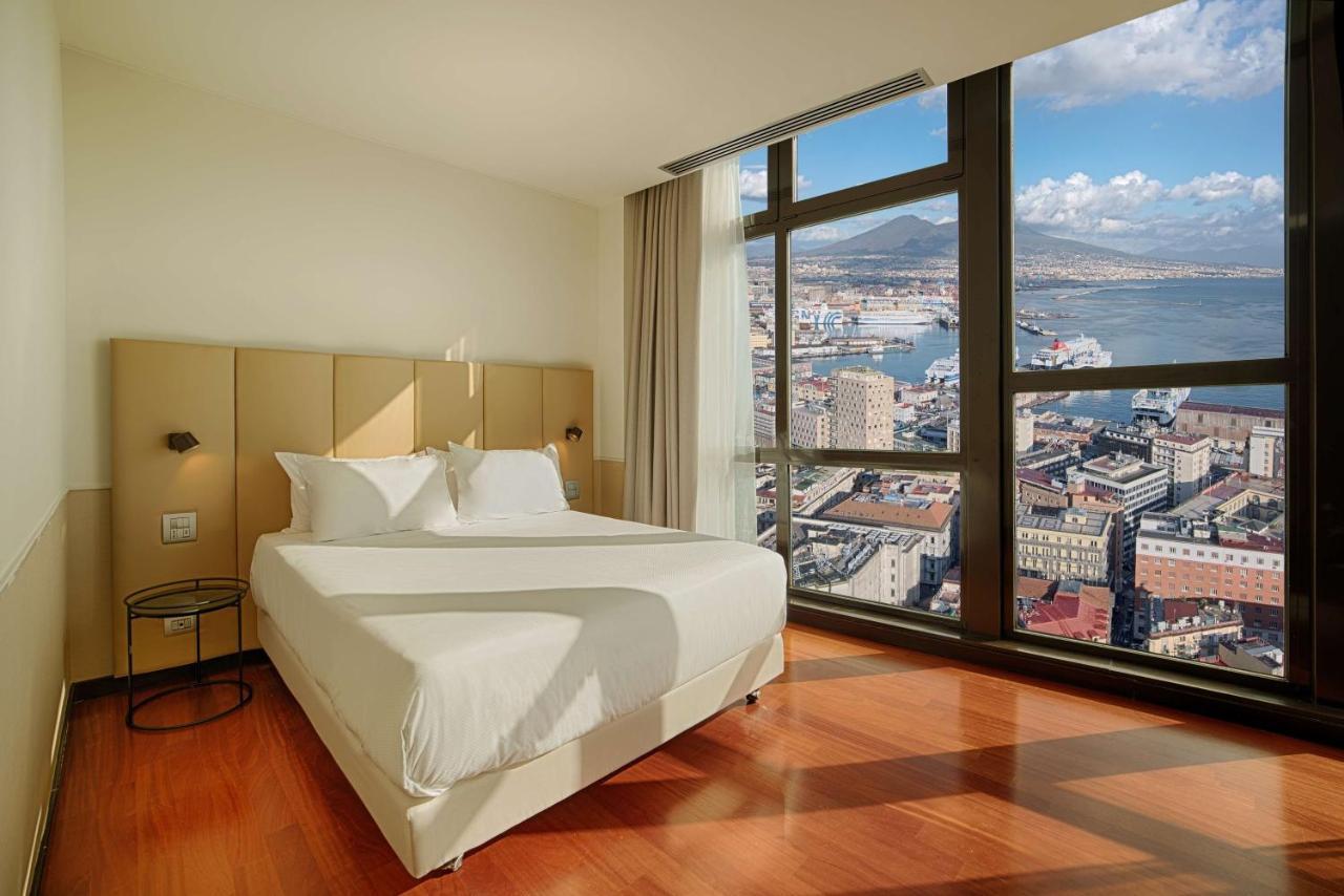 Nh Napoli Panorama Hotel Екстериор снимка
